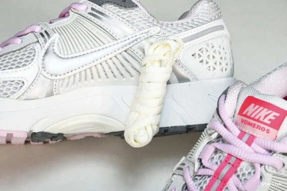 5 Pink Zoom Vomero 520 Pack White FN3695-001 Nike 1204